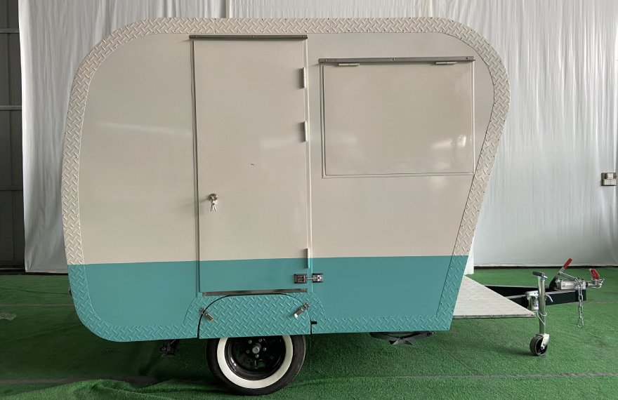 fully equipped smoothie trailer for sale